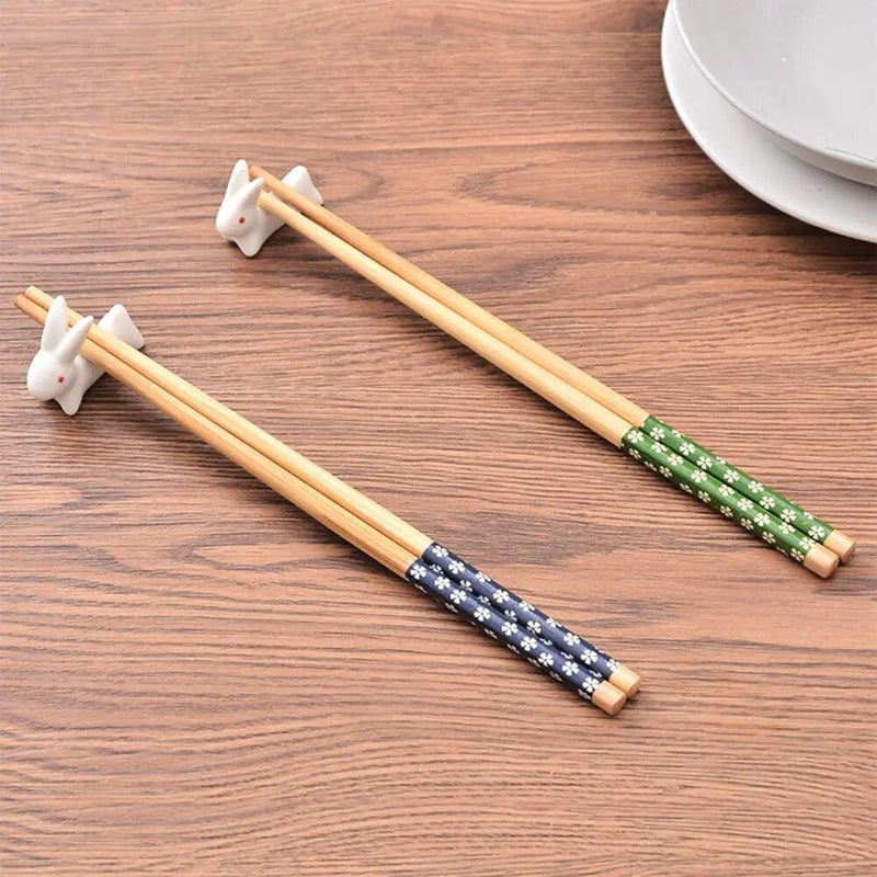 Japanese flowered wooden chopsticks (set of 5)