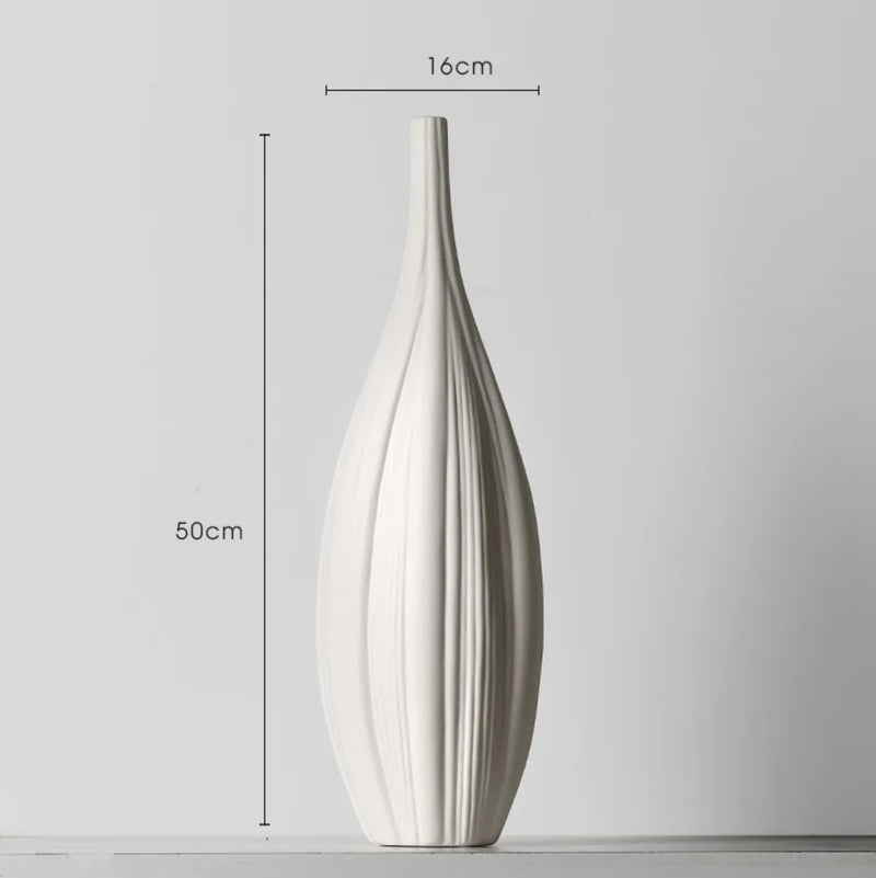 Japanese vase white design