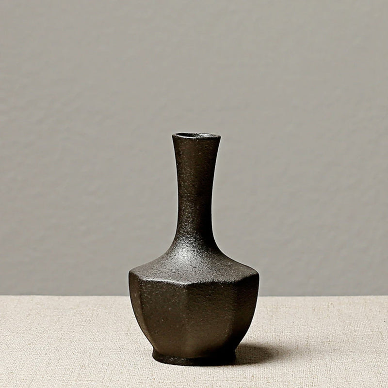 Japanese vase zen