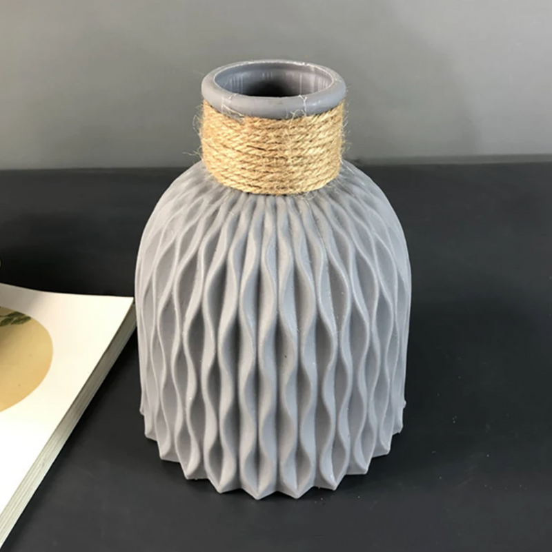 Japanese modern ceramic flower vase