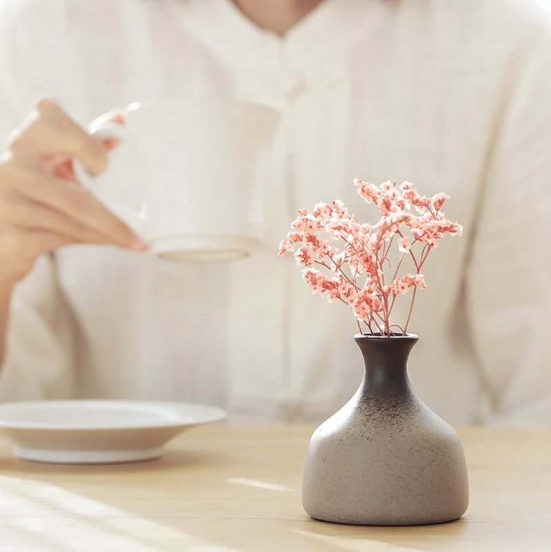 Small Japanese vase zen