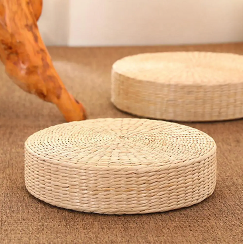 Round Japanese Futon in woven straw