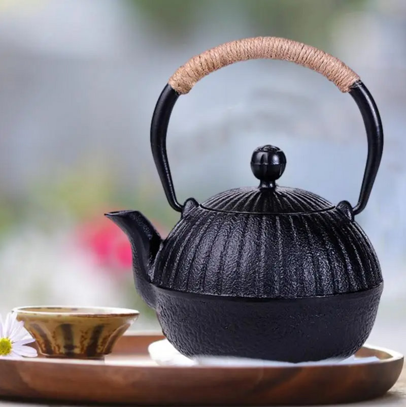 Japanese teapot in round cast iron