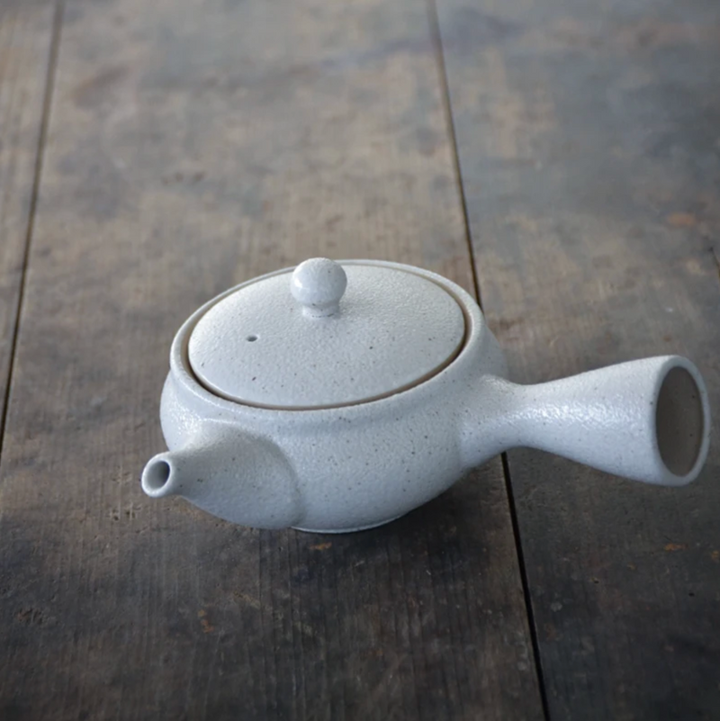 Japanese teapot kyusu round