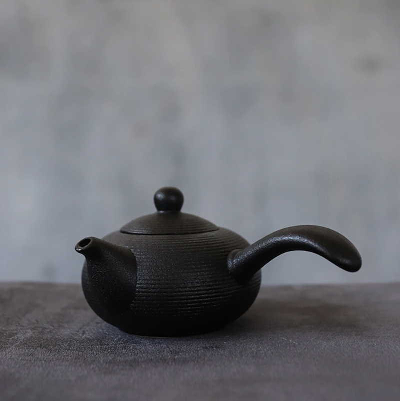 Japanese teapot kyusu black