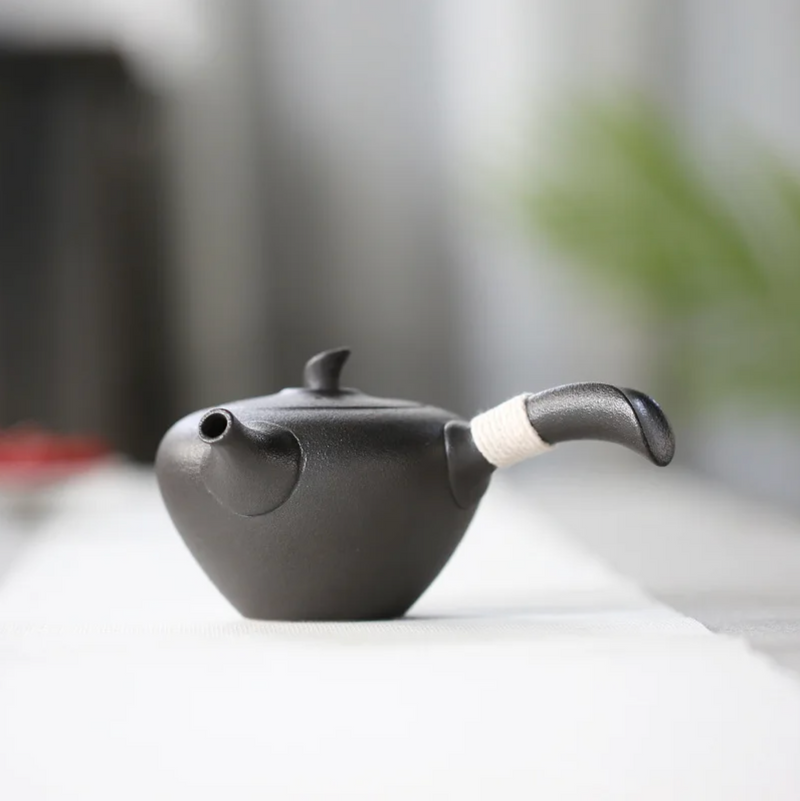 Black ceramic kyusu Japanese teapot