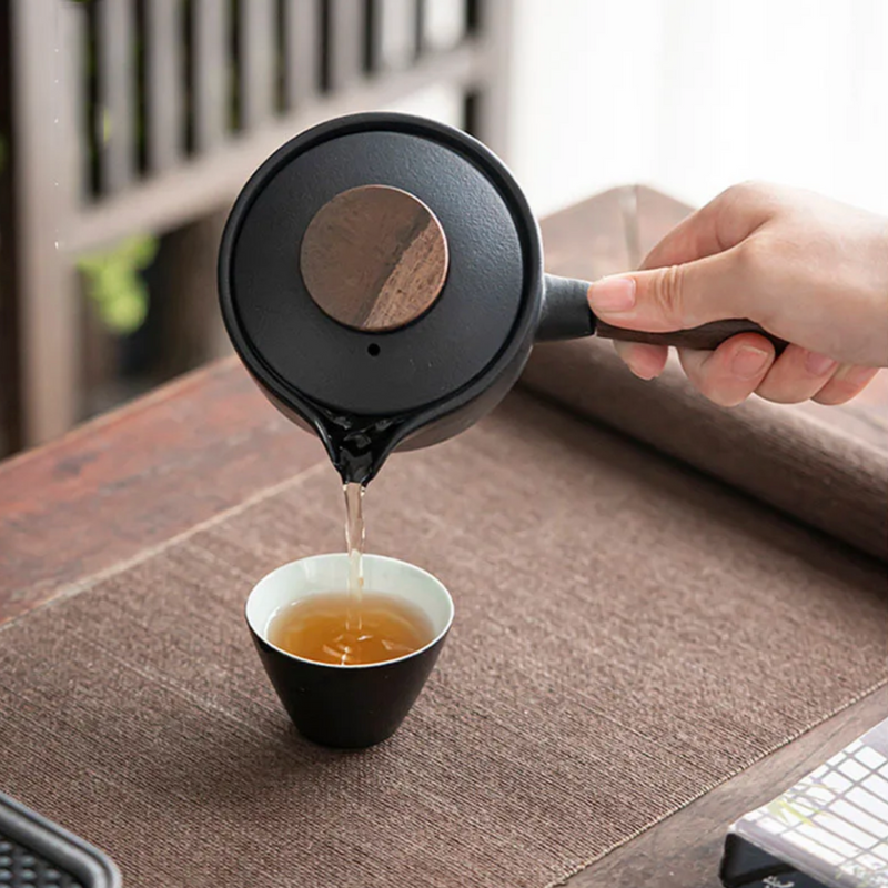 Japanese black kyusu teapot with wooden handle