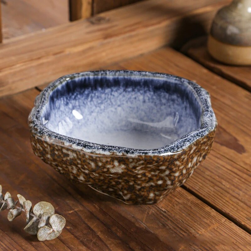 Small Japanese bowl old style