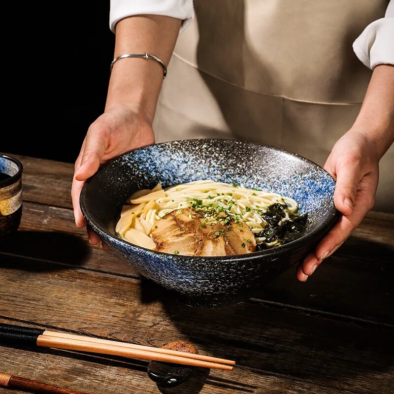 Large Japanese ramen bowl