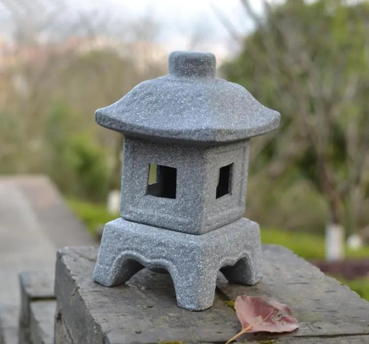 Japanese decor lantern garden zen