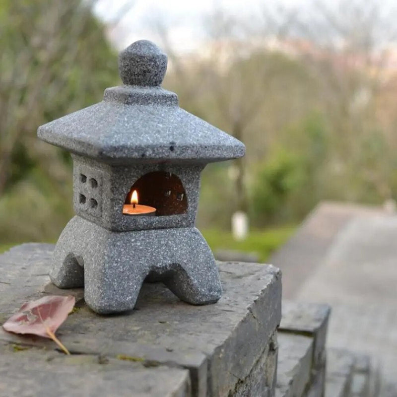 Japanese decorative garden lantern